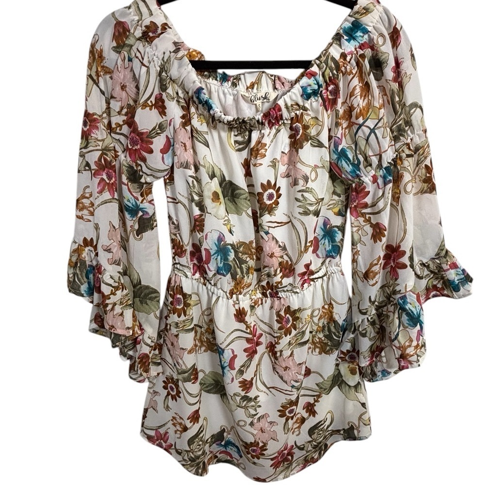 Blush Boutique Floral Off-Shoulder Flowy Boho Top with Bell sleeves size Small